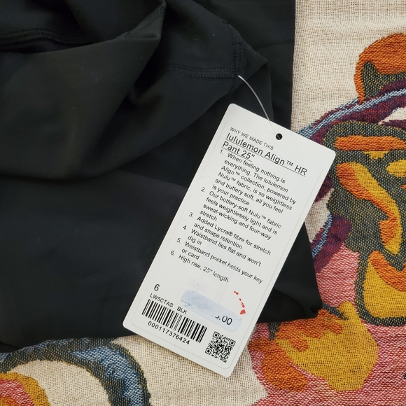 Hawaii Exclusive Black Align Pant, Hard to Get Size 6 - Picture 6 of 7